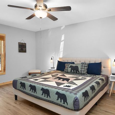 סביירוויל Tsaliwood Cabin מראה חיצוני תמונה